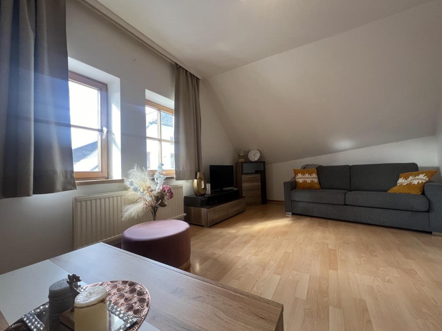 Hillside In The Heart Of Tamsweg, Perfect Retreat For A Cozy In The Valley Apartment Tamsweg